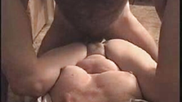 سمراء ضئيلة مع الثدي الصغيرة ميسي المتاهة يشتكي أثناء ركوب بي بي سي على القمة سكس اجنبي مترجم عربية