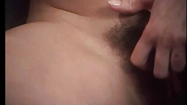 السمين كس القديمة سكس اجنبى وعربي بشراهة تمتص اثنين من الديكة الهائلة